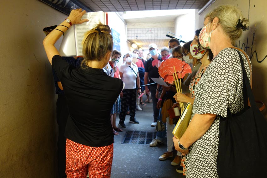 sous le tunnel du RER sonypoursite